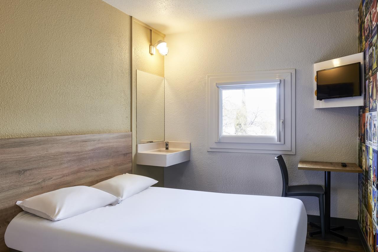 Hotelf1 Chartres Le Coudray Exterior foto